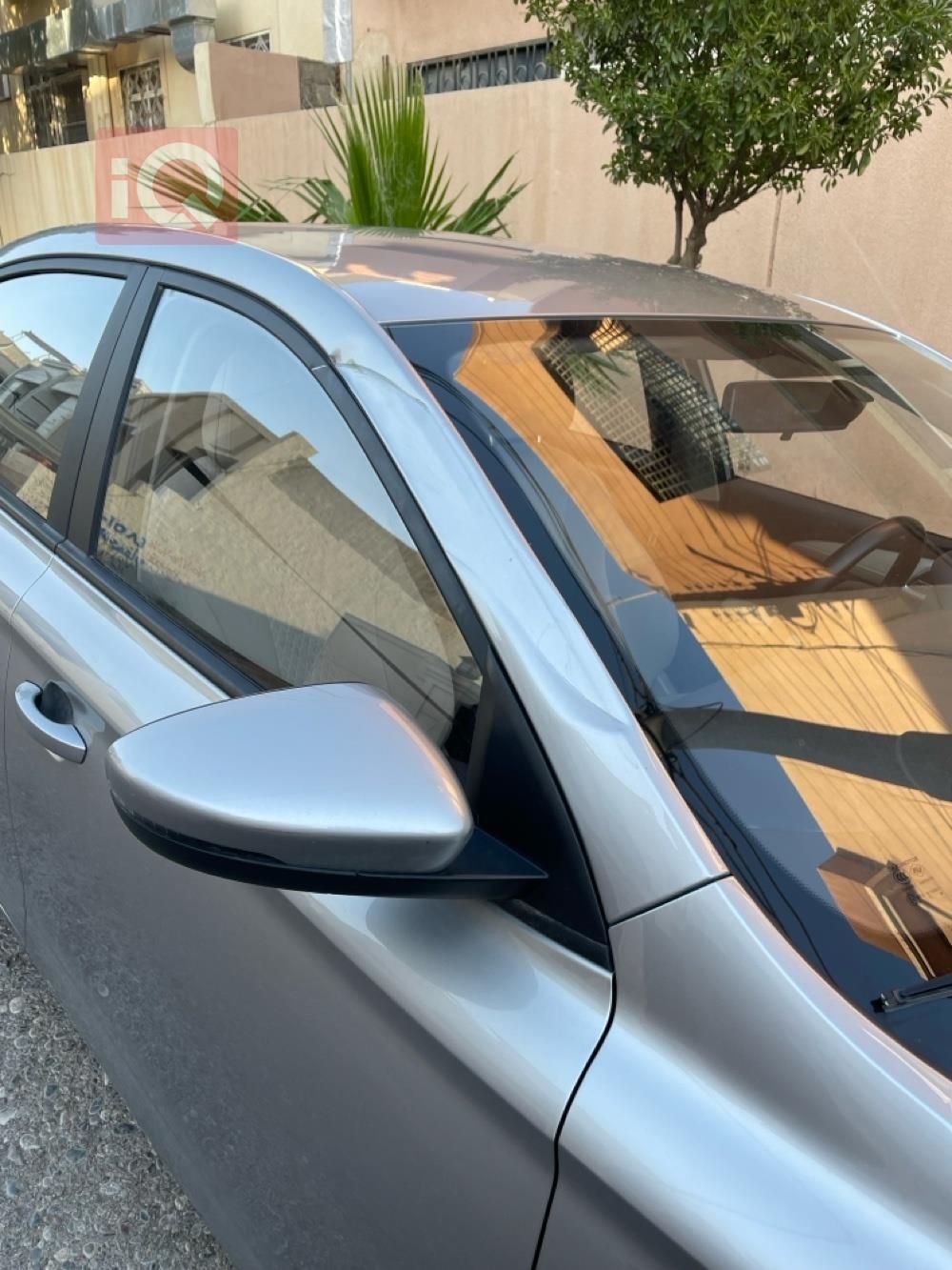 MG 5